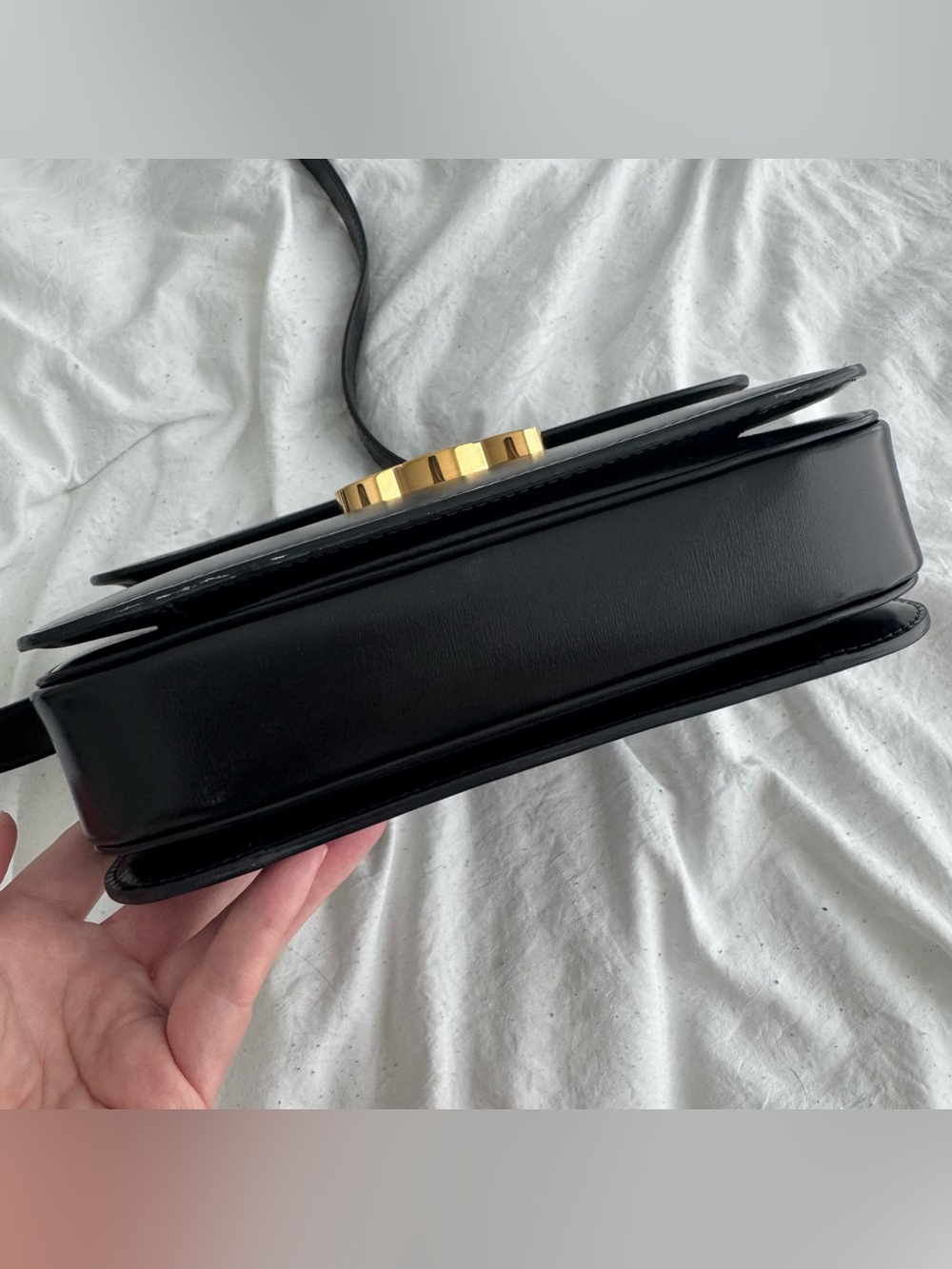 Celine Triomphe Crossbody bag in Black leather and Gold Hardware - Picture 5 of 13